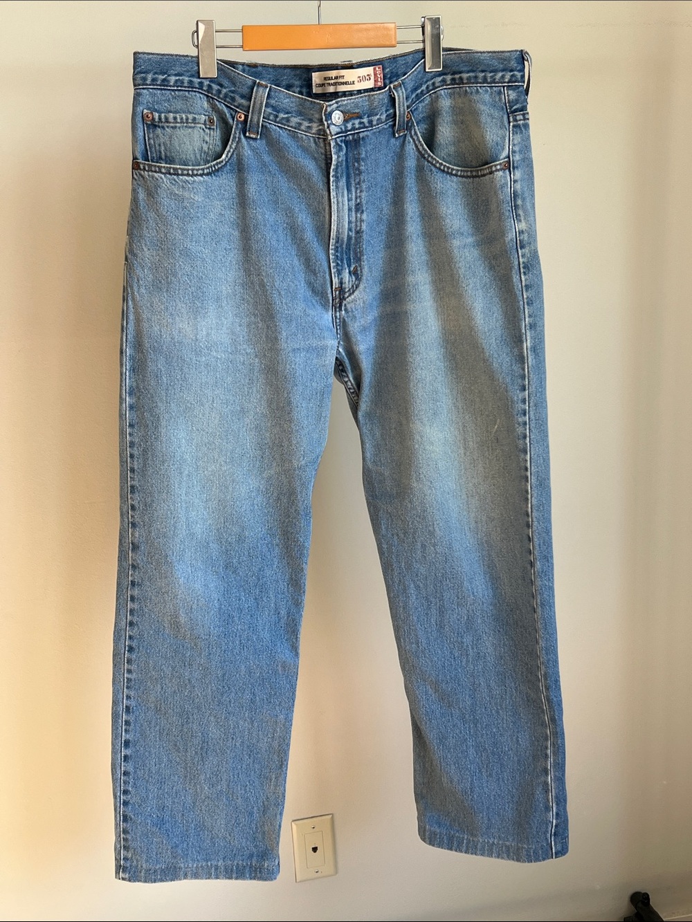 Levi's 505 Straight Fit Light Blue Jeans